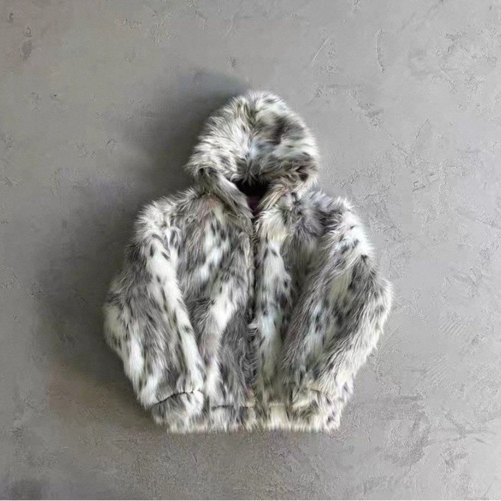 ‼️RARE‼️Corteiz Faux Fur Hooded Jacket (all sizes)